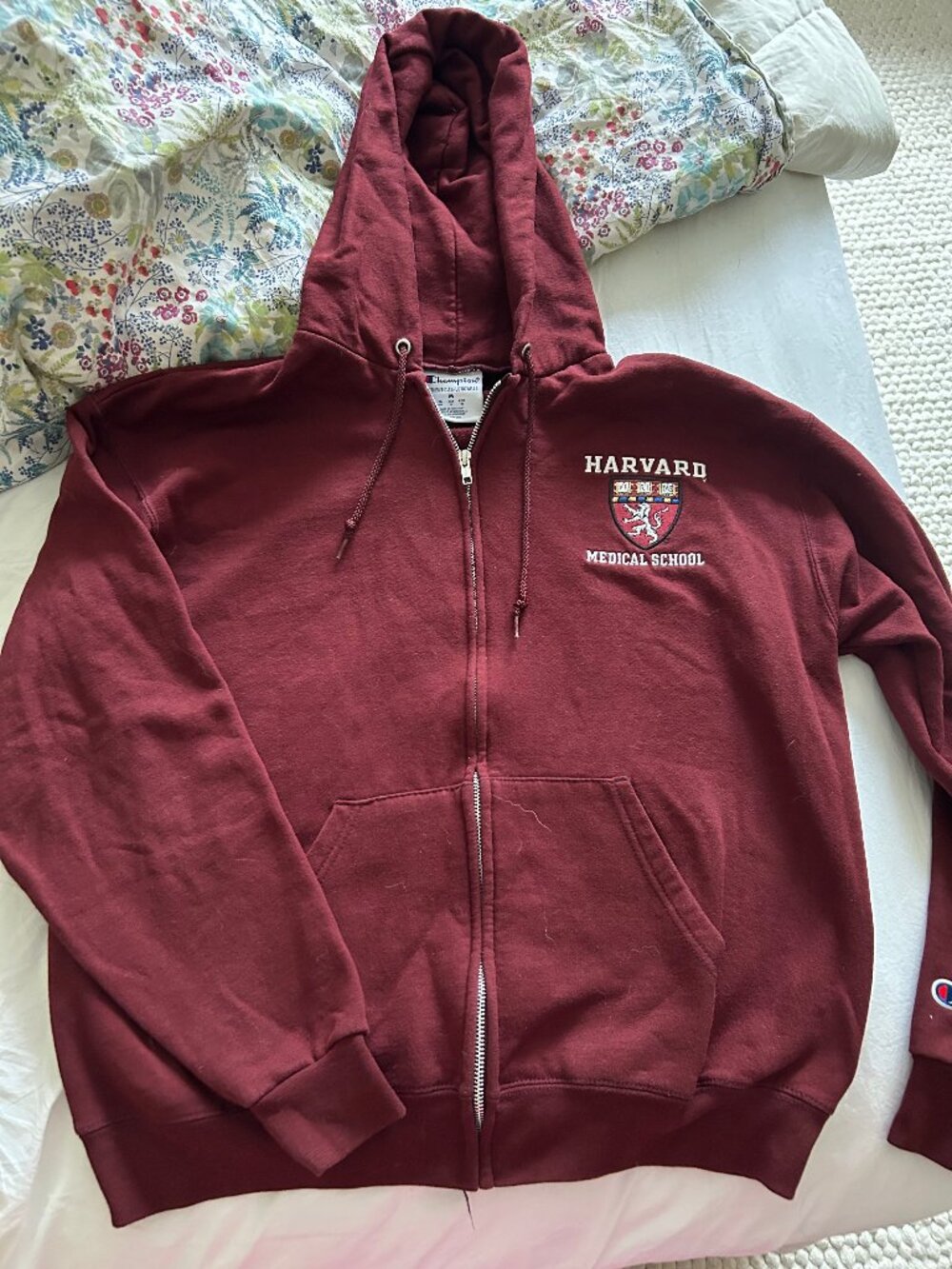 Harvard Medical School zip-up hoodie women's M
